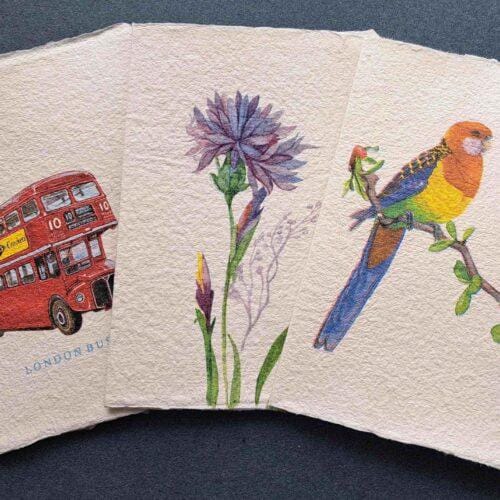 kaarten van handgeschept papier met enveloppe en inlegvel